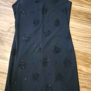 Elegant Black Sleeveless Dress